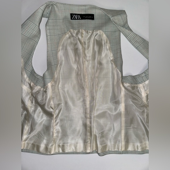Zara Structured Plaid Vest - Picture 10 of 15